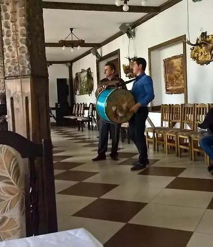 Casa de hóspedes Synevyrskyj Chardash Synevyr